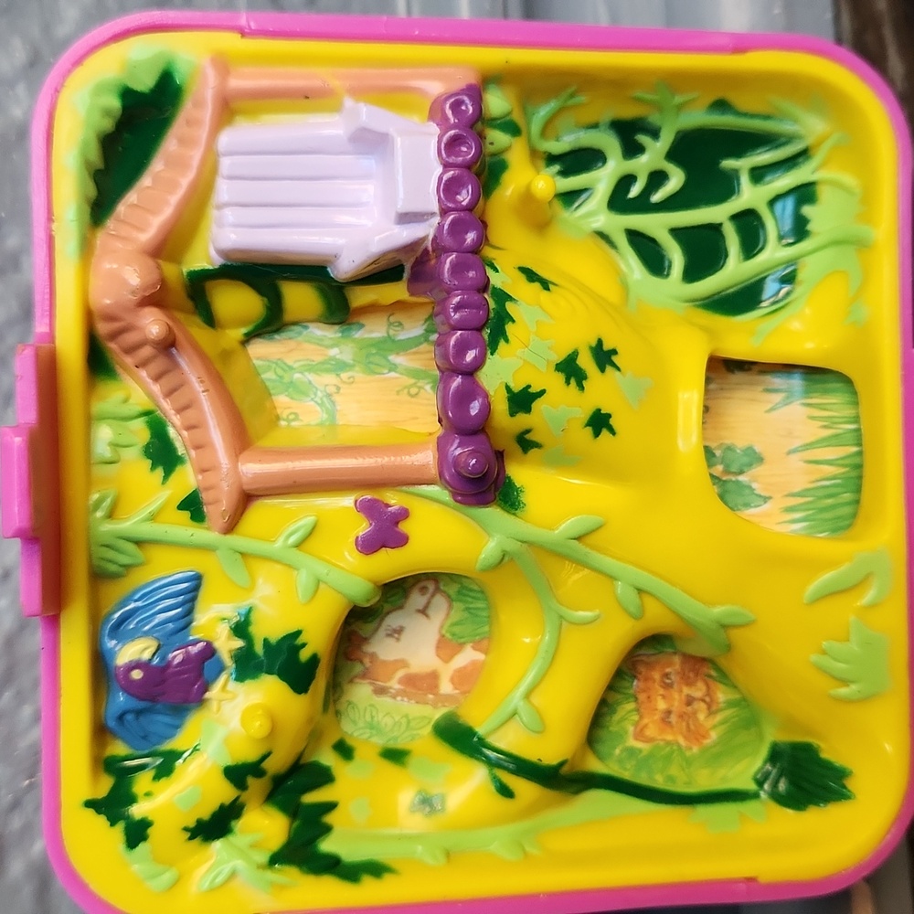 Polly Pocket Wild Zoo World Pink Square Compact Elephant Polar Bear Monkey - Picture 4 of 9
